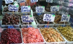  "Nhãn Tàu hàng Việt, không mua đừng hỏi " 