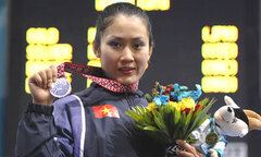 Clip: Nguyễn Hoàng Ngân vô địch ở nội dung đơn nữ Kata