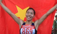 Clip:  "Nữ hoàng tốc độ " Vũ Thị Hương giành HCV cự ly 200m 