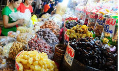 Hoa quả khô Trung Quốc đội lốt hàng Mỹ và Thái