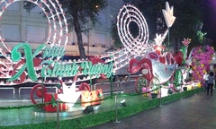 VPBank tô điểm 'sắc xuân' Sài Gòn