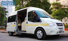 Ford Transit hạng thương gia đầu tiên tại Hà Nội sang trọng cỡ nào?