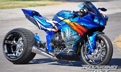 Xế nổ độ khủng Yamaha YZF-R1