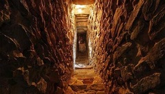 Phát hiện hầm tử thần chứa giếng máu 2.300 năm tuổi