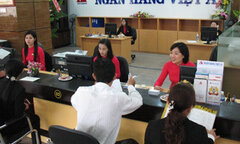 Gửi tiền, cơ hội trúng liền nhẫn kim cương