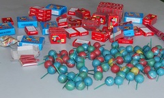 An Giang: Phát hiện 2 cửa hàng bán pháo Trung Quốc