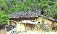  Những tục kiêng kỵ độc đáo của người Mông ven sông Đà