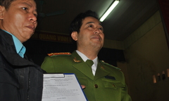 Gây thiệt hại cho dân, cán bộ bị trừ lương để bồi hoàn ngân sách