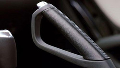 Sử dụng phanh ô tô thế nào cho an toàn?