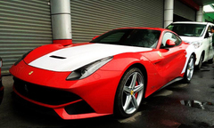 Siêu xe Ferrari F12 Berlinetta xuất hiện tại Hải Phòng