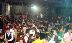 TP. HCM: Phát hiện nhiều vi phạm ở 2 tụ điểm “ăn chơi nhạy cảm”