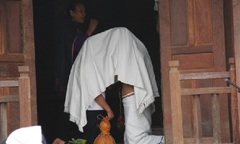 Độc đáo lễ hội “bắt chồng” của thiếu nữ Chu Ru