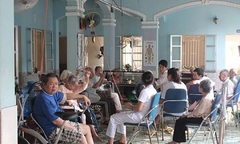 Đưa cha mẹ vào viện dưỡng lão: Xu hướng tất yếu hay bất hiếu?