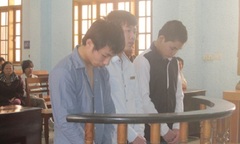 Gần 50 năm tù cho nhóm 9X giết người