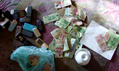 Nghệ An: Bắt quả tang 4 cán bộ thuế sát phạt nhau trên chiếu bạc