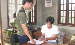 Phát hiện một vụ tàng trữ gỗ quý hiếm tại nhà dân