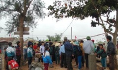 Quảng Bình: Dân bức xúc vì doanh nghiệp khai thác cát trái phép