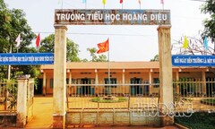 Bình Phước: 19 học sinh tiểu học bị thầy, cô giáo phạt… ăn ớt
