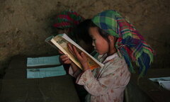 Chung tay tiếp sức đưa học sinh vùng cao đến trường