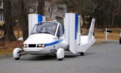 Ô tô bay đầu tiên trên thế giới vận hành như thế nào?