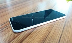 Xuất hiện mô hình hoàn chỉnh của iPhone 6 