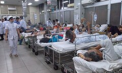 Trắng đêm ở Bệnh viện Chợ Rẫy