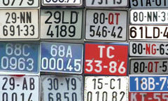 Cười té ghế muôn kiểu luận biển số xe của người Việt