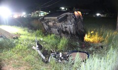 Ô tô đè nát xe máy, 3 người chết tại chỗ