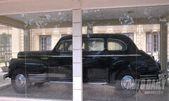 Ngắm chiếc xe 'siêu chống đạn' từng chở Hồ Chủ tịch