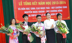 Nghệ An chúc mừng “chàng trai vàng” Olympic Vật lý châu Á