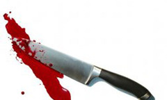 Mâu thuẫn, em trai dùng dao đâm thấu tim anh