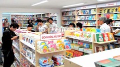  Thị trường 1/6: Quà tặng thiết thực lên ngôi