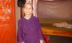 Đắng lòng mẹ 80 tuổi bị con bất hiếu đuổi ra khỏi nhà