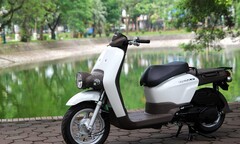 Cận cảnh xe ga phong cách lạ Honda Benly 110 tại Hà Nội