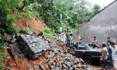 Hà Giang: Mưa lớn, gây sạt lở đất làm 2 người chết