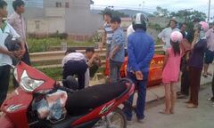 Thanh Hóa: Xe ô tô cán nát xe máy, một người chết thảm