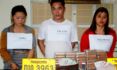 Bắt quả tang nhóm đối tượng vận chuyển 42 bánh heroin