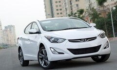 Hyundai Elantra 2014 mới 769 triệu đồng trình làng Việt Nam