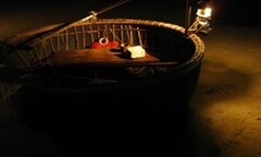 Hà Tĩnh: Đi câu mực, 2 cha con chết đuối thương tâm