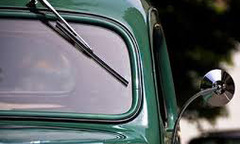 Tìm hiểu về cần gạt nước trên ôtô