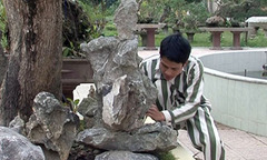 Công tử sa ngã làm lại cuộc đời từ nơi đất trại