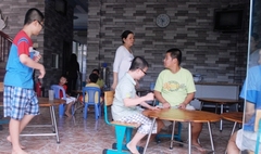 Bạo hành trẻ tự kỷ: Phản giáo dục!