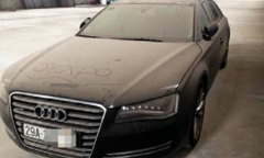 Thừa tiền, đại gia Hà Nội vứt bỏ Audi A8L 4 tỷ