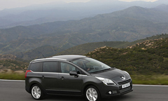 Peugeot đưa xe đa dụng vào Việt Nam để  "đè " Innova