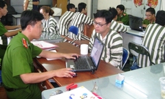 Công an tuyên truyền phòng chống tội phạm qua nhắn tin ĐTDĐ