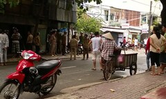 Cụ bà 60 tuổi chết bất thường với cánh tay đầy máu