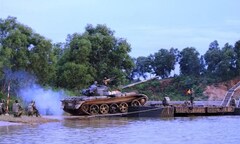 Quân đoàn 1 thực hành vượt sông sát thực tế chiến đấu