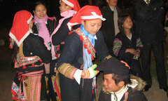 Đặc sắc văn hóa cưới hỏi của các dân tộc miền Tây Bắc