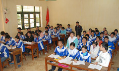 Hiệu trưởng thu tiền trái quy định, bị phạt 15 triệu đồng