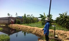 Doanh nghiệp xả thải, dân cắt cử người “canh gác”